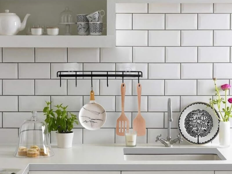 Adhesive Hooks & Hanging Systems